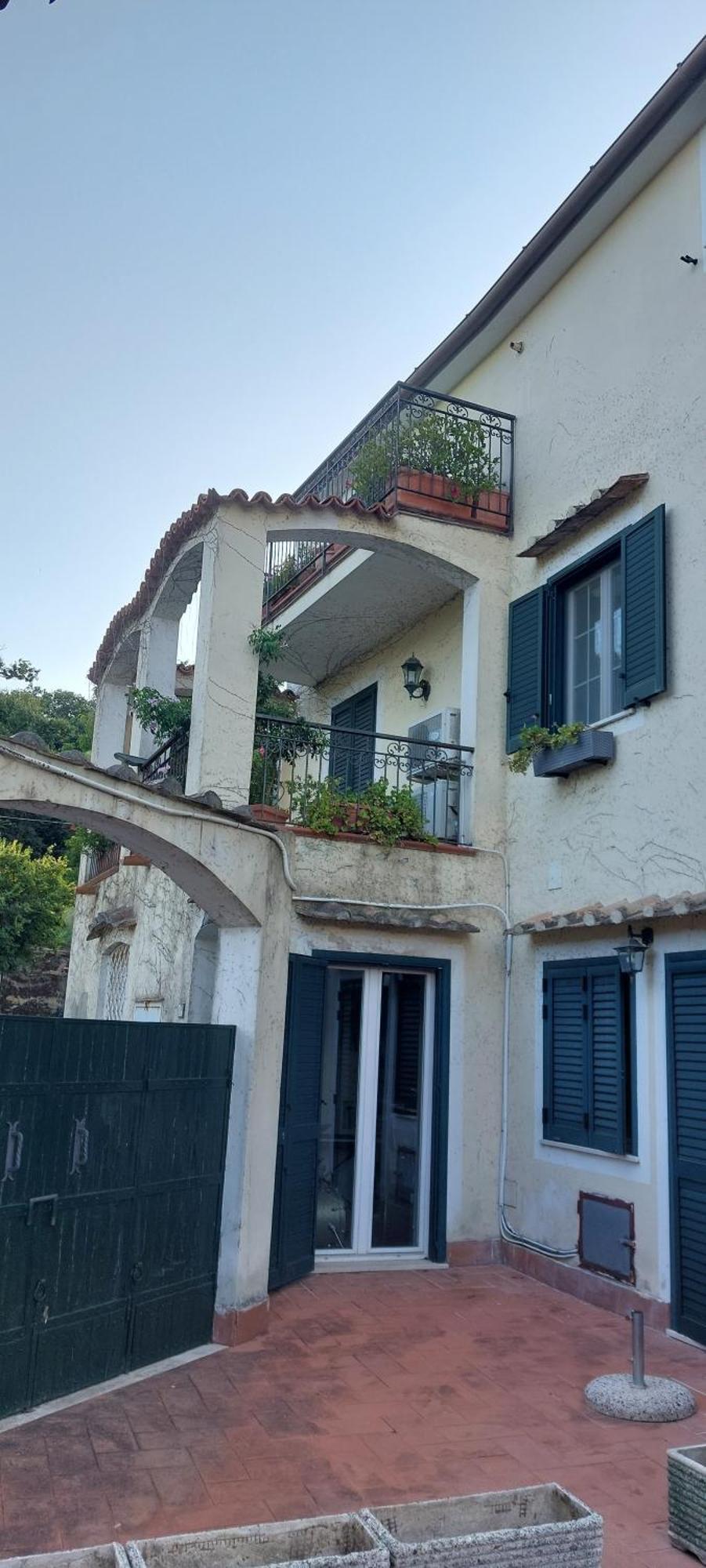 Apartamento La Magnolia Locazione Breve Cava deʼ Tirreni Exterior foto